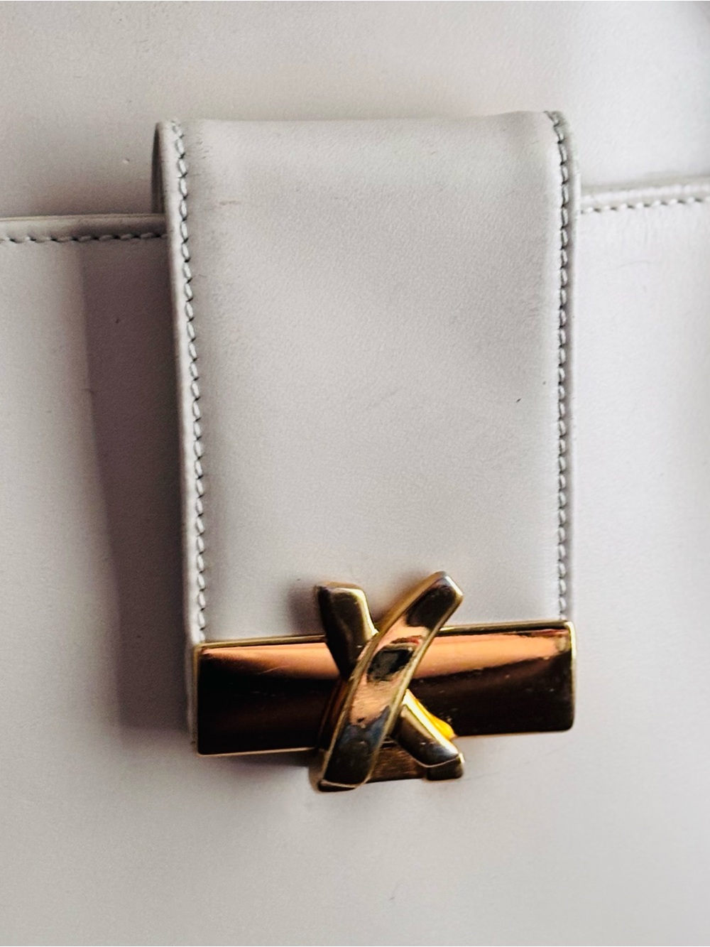 🤍 Paloma Picasso Cream Leather Mini Tote 🤍 - Picture 9 of 16